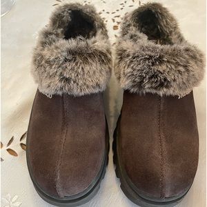 Skechers Brown Faux Fur Lined Mules
